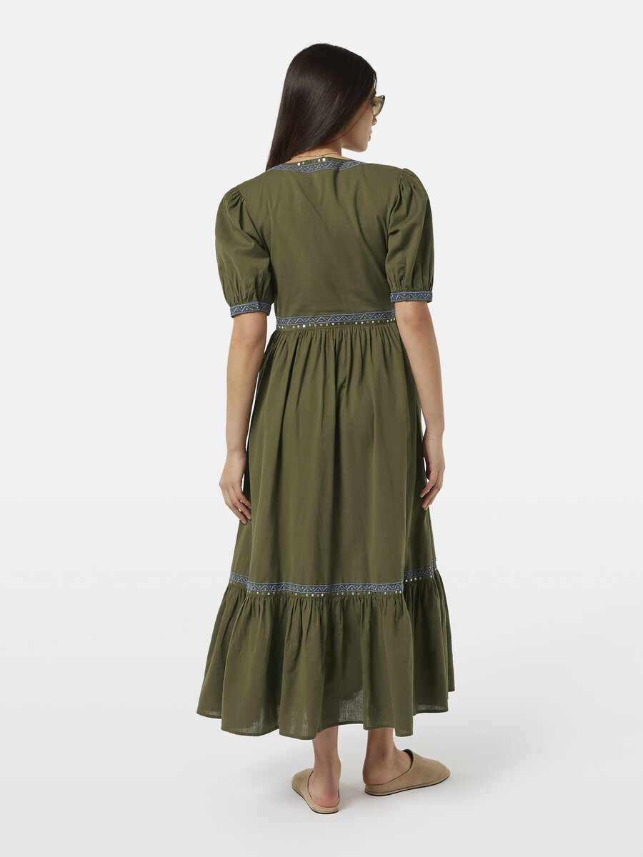 besticktes maxikleid