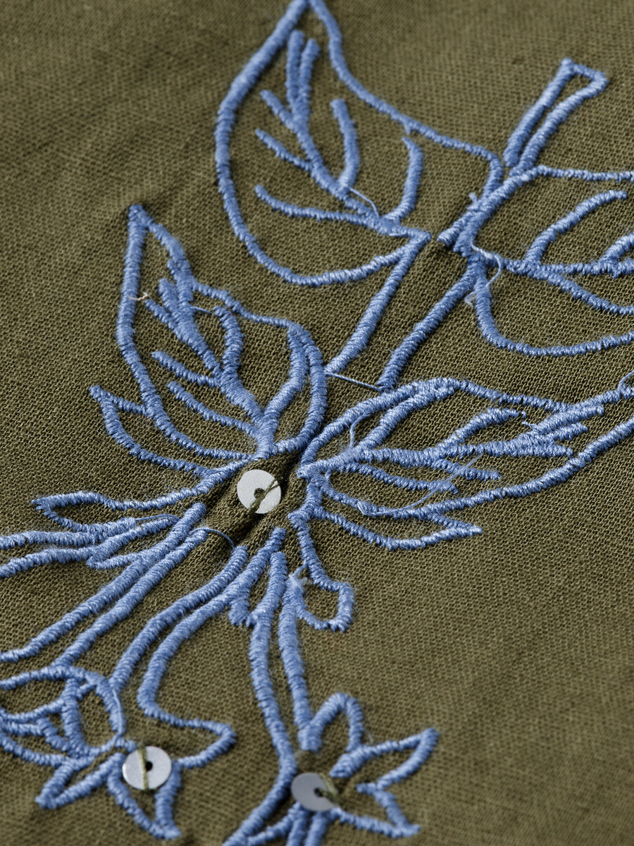 besticktes maxikleid