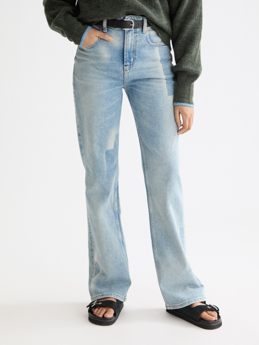 die glow bootcut jeans – kunst aus dem herzen