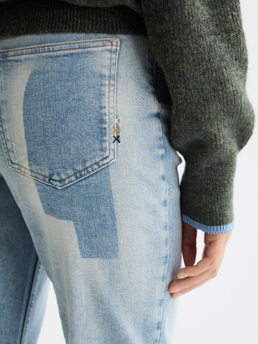 die glow bootcut jeans – kunst aus dem herzen