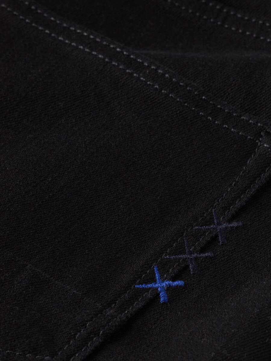essentials — skim skinny jeans stay black