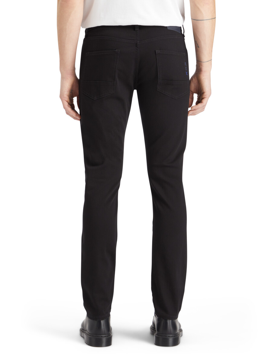 essentials — ralston slim jeans stay black