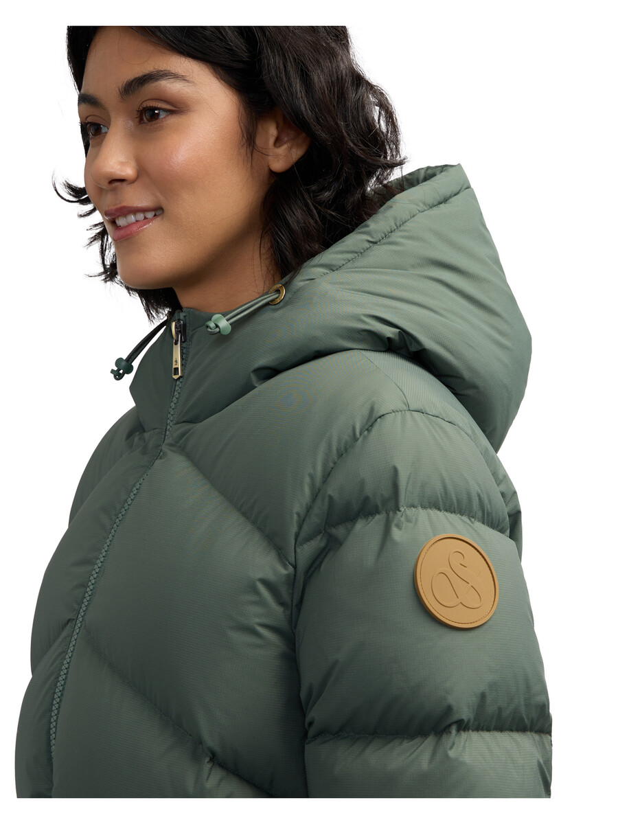 fallon boxy inverted chevron stepp-puffer