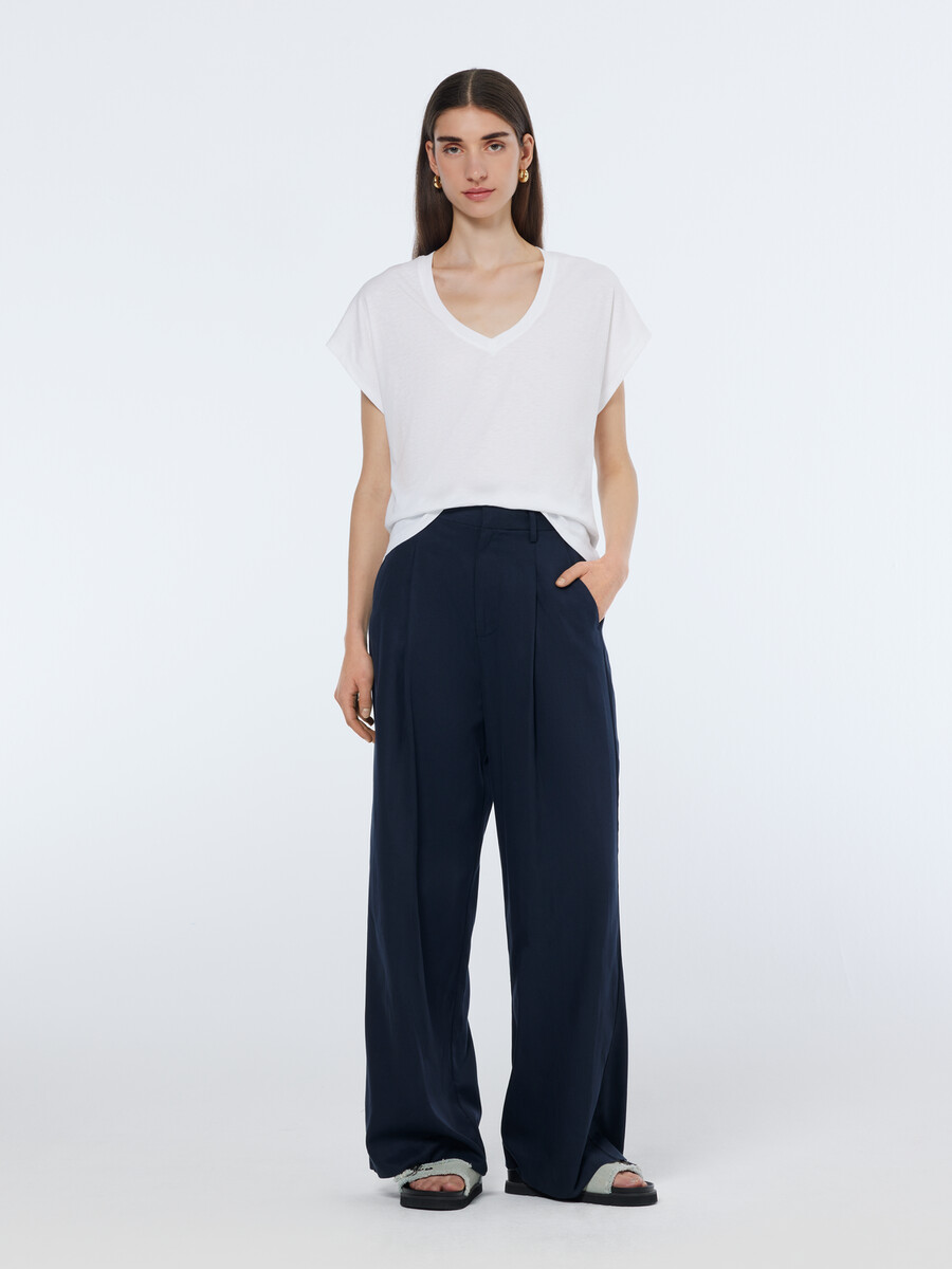 essentials — rose chino hose