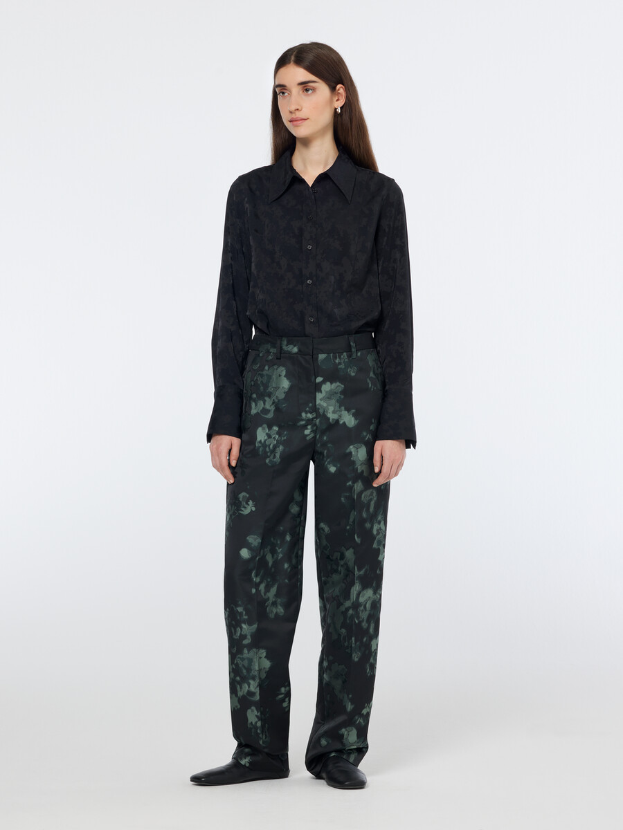 hose mit geradem bein und wellenmuster aus floralem jacquard-muster