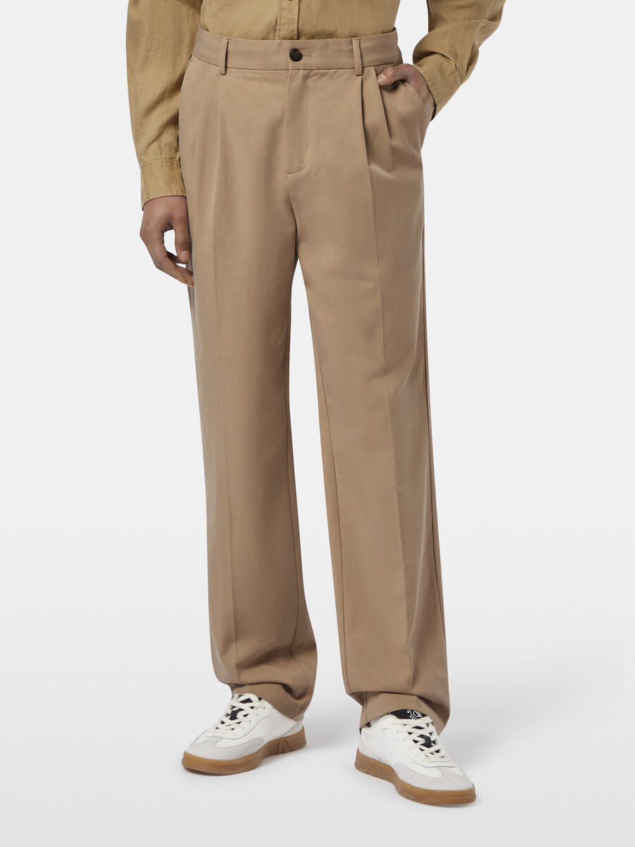 chino mit falten aus baumwoll-lyocell-twill lockere gerade passform