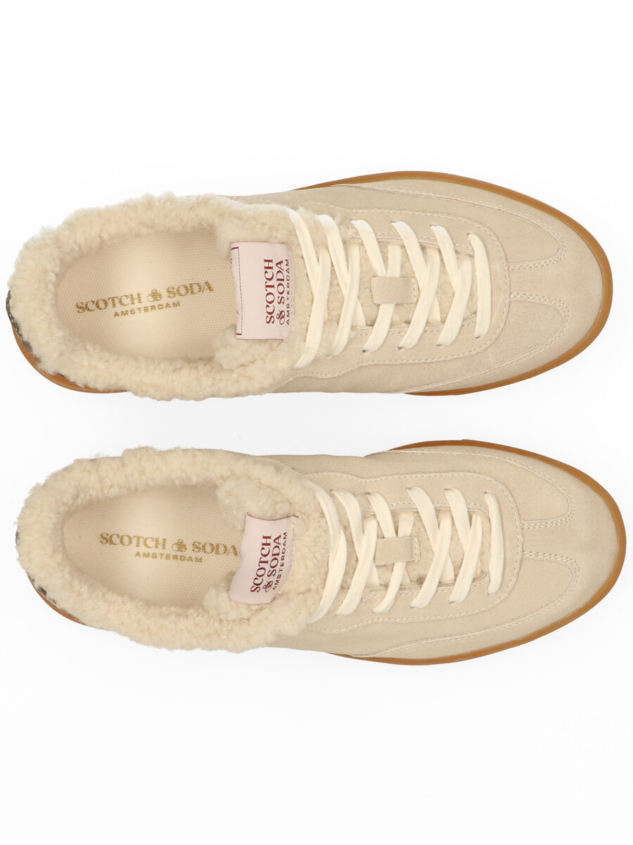 nixie sneakers