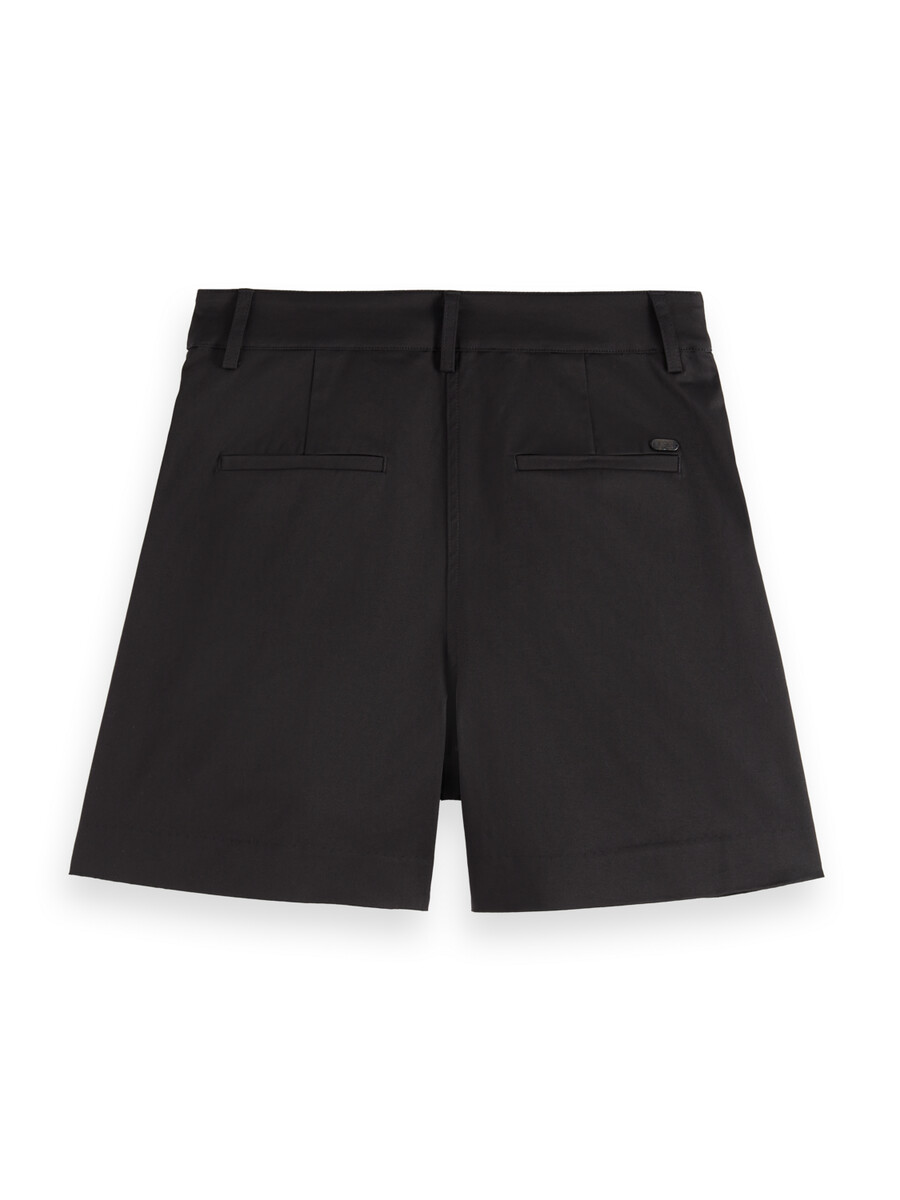 essentials — abbott chino short