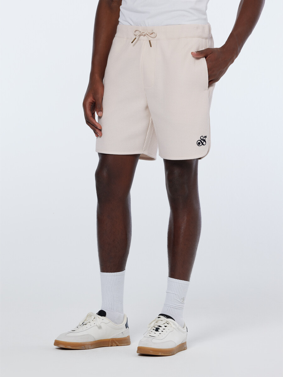 sportliche bermuda-shorts mit lockerer passform und waffelstruktur