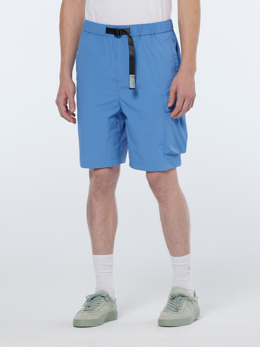 leichte nylon-cargoshorts mit lockerer passform