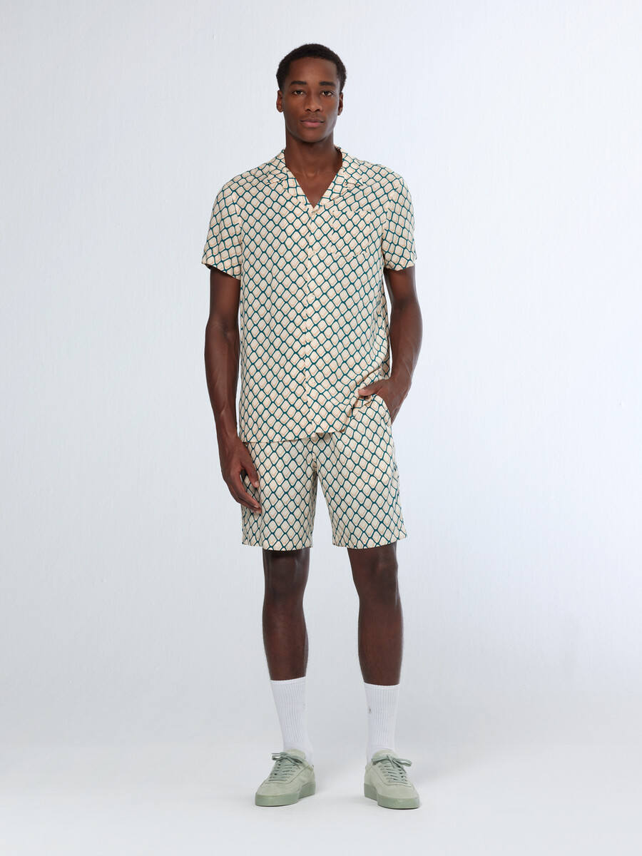 fave tennis bedruckte bermuda-shorts mit lockerer passform