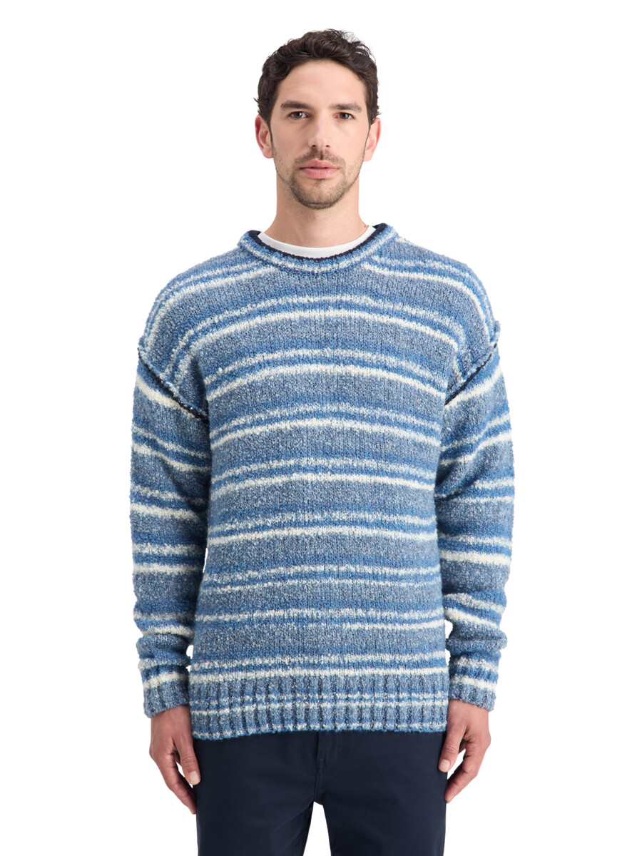 bouclé-pullover mit überschnittenen schultern