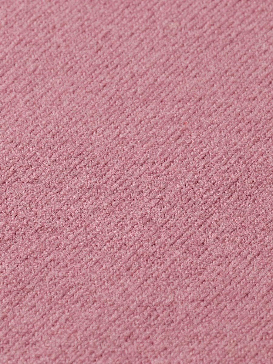normal geschnittener weicher strickpullover