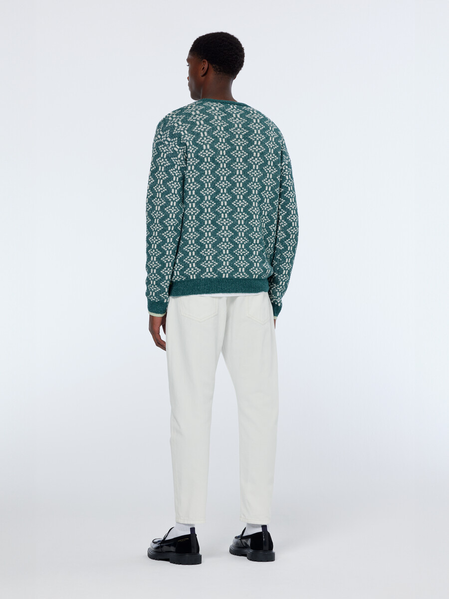 jacquard-rundhalsausschnitt mit extra tiefen schultern