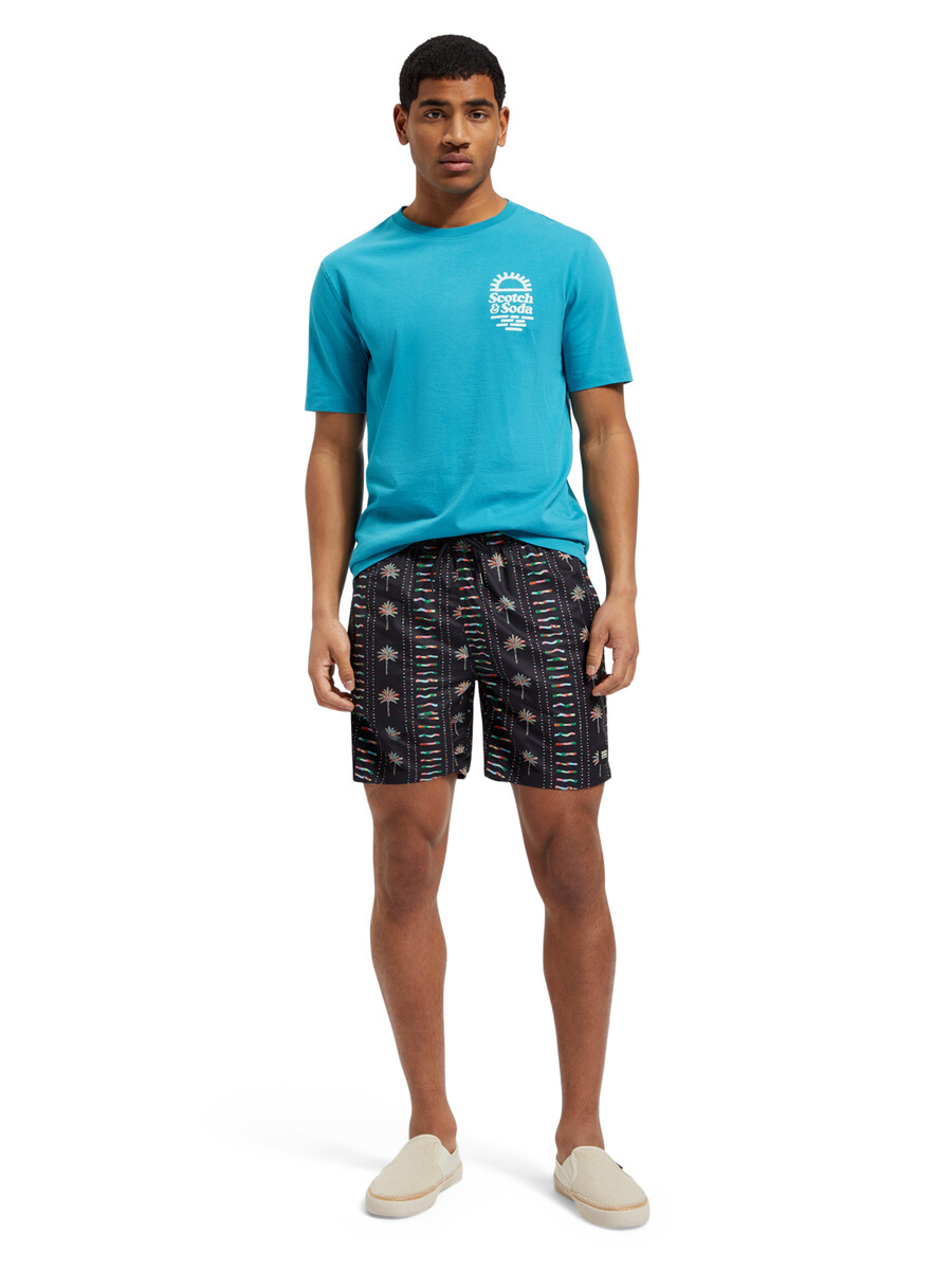 mittellange badeshorts mit allover-print