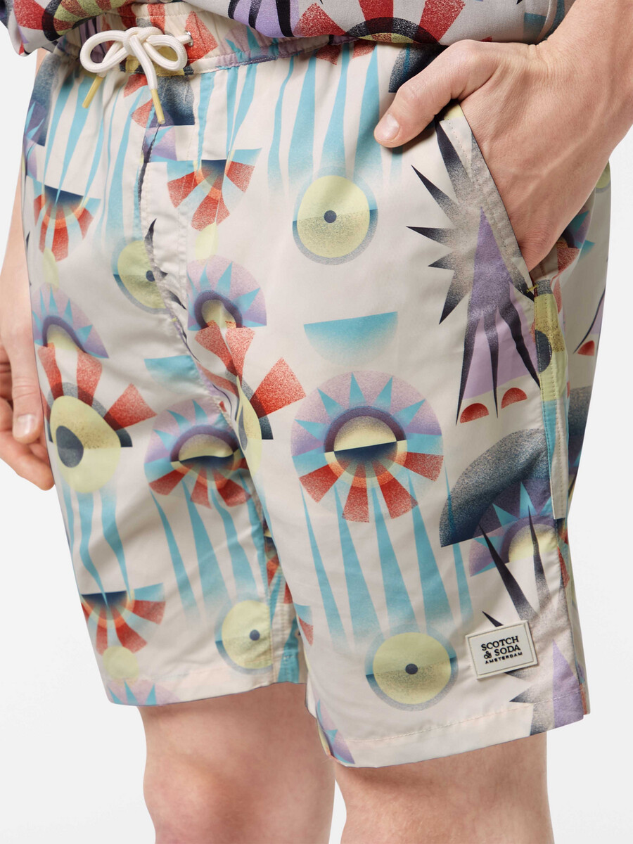 bedruckte mittellange badehose