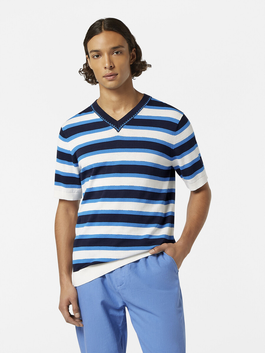gestreiftes strick-t-shirt mit v-ausschnitt