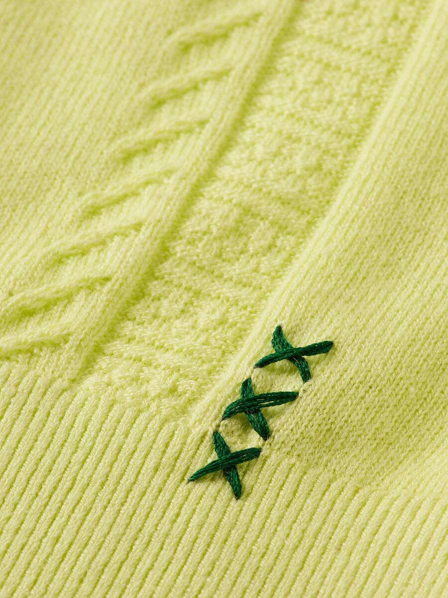poloshirt aus strick mit v-ausschnitt und lockerer passform