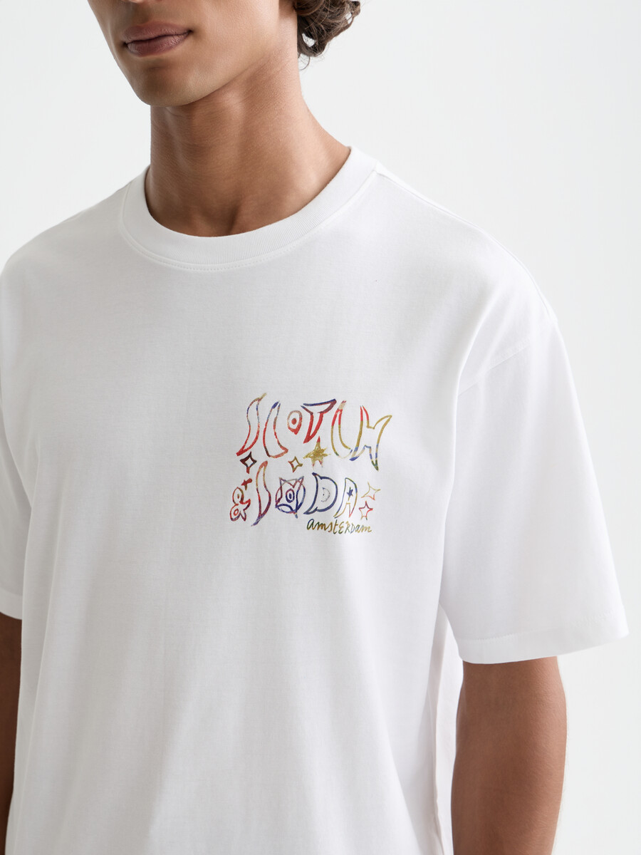 t-shirt mit motiven auf vorder- und rückseite bequeme passform