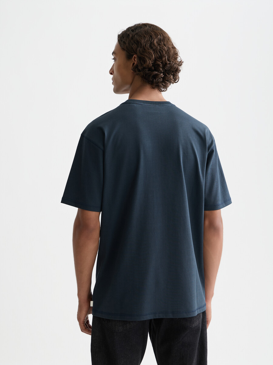 t-shirt mit lockerer passform und frontmotiv