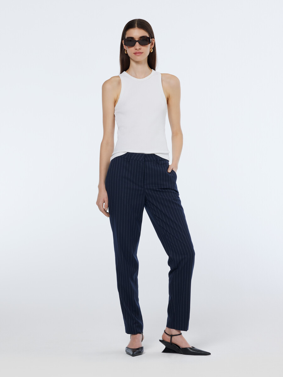 essentials — geripptes racer-tanktop