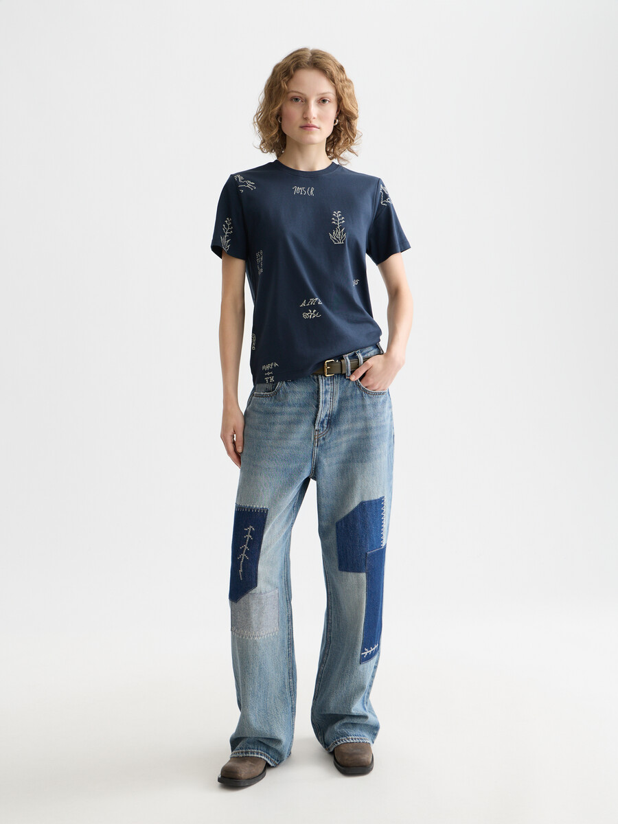 bedrucktes t-shirt in regulärer passform
