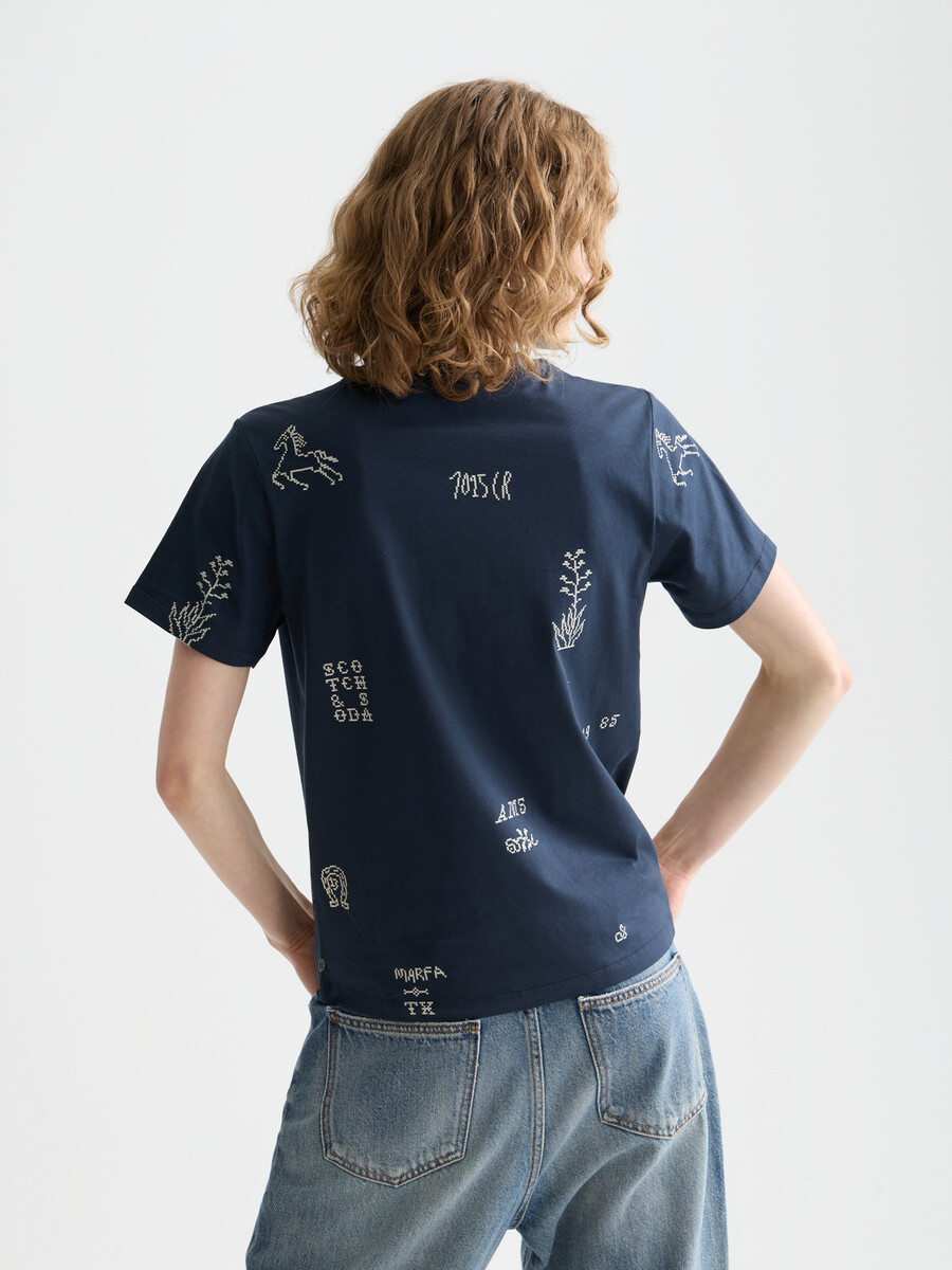 bedrucktes t-shirt in regulärer passform